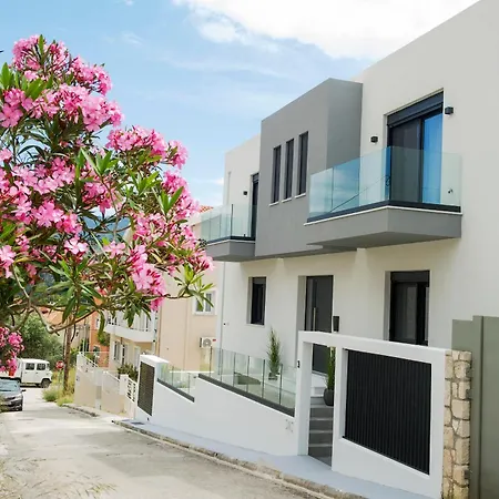 Grey 1 Apartment